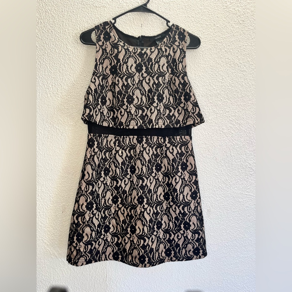 Forever 21 Black and White Midi Sheath Dress